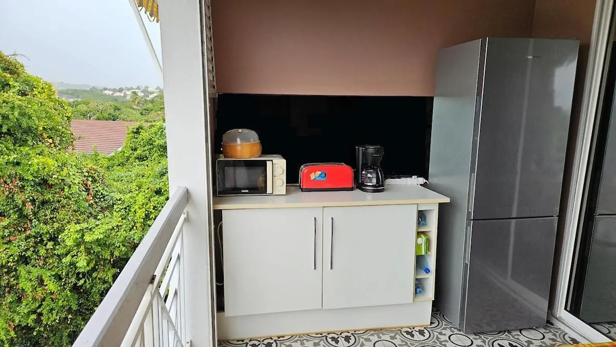 Apartamento Ti Caraibes, Magnifique Vue Mer, Piscine, Plage Sainte-Luce