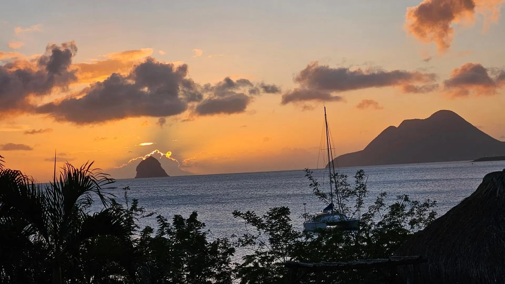 Apartamento Ti Caraibes, Magnifique Vue Mer, Piscine, Plage Sainte-Luce